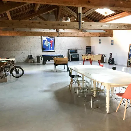 Bed & Breakfast Domaine Castell De Bles