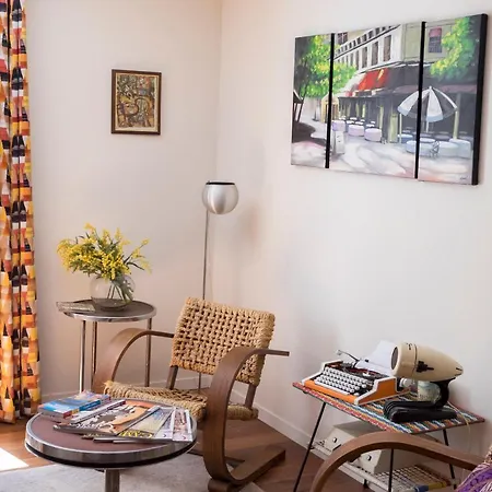 Bed & Breakfast Domaine Castell De Bles