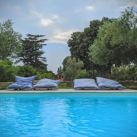 Bed & Breakfast Domaine Castell De Bles 4*