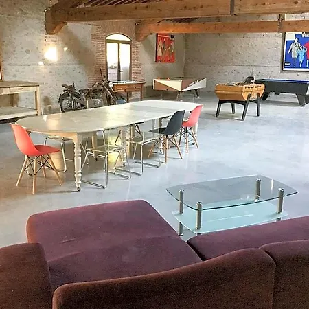 D Hotes Du Castell De Bles Отель типа 