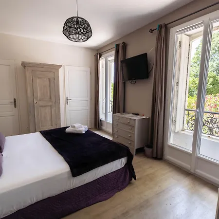 D Hotes Du Castell De Bles Bed & Breakfast