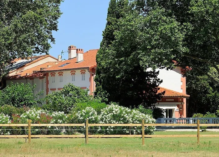 Panzió D Hotes Du Castell De Bles